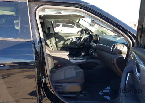 2023 Chevrolet Blazer Fwd 2Lt from USA, damaged, VIN 3GNKBCR46PS217699